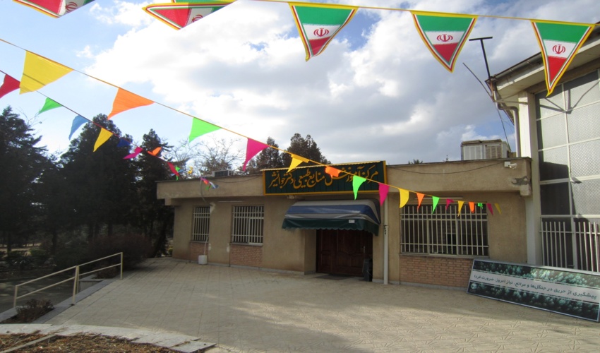 گرامیداشت دهه فجر در مجتمع آموزشی دکتر جوانشیر