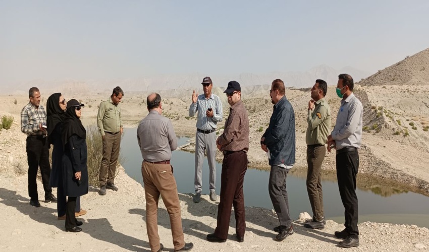  بازدید رئیس مرکز آموزشی جوانشیر همراه معاون مدیرکل دفتر و کارشناسان دفتر اموزش، ترویج و مشارکت های مردمی از پروژه های شهرستان بندرخمیر