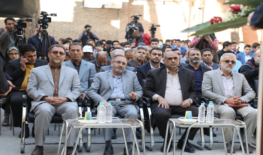 گزارش تصویری/آغاز رسمی طرح مردمی کاشت یک میلیارد درخت و هر مدرسه یک نهالستان