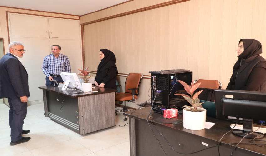  گزارش تصویری/تجلیل از بانوان شاغل در ستاد سازمان منابع طبیعی