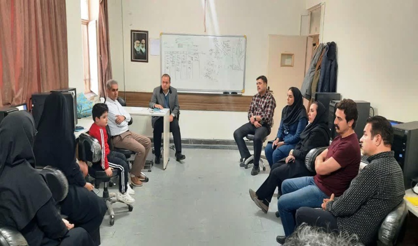 برگزاری دورۀ آموزشی سه‌روزۀ «آموزش الکترونیکی» در مرکز آموزش جوانشیر از تاریخ 1402/10/30