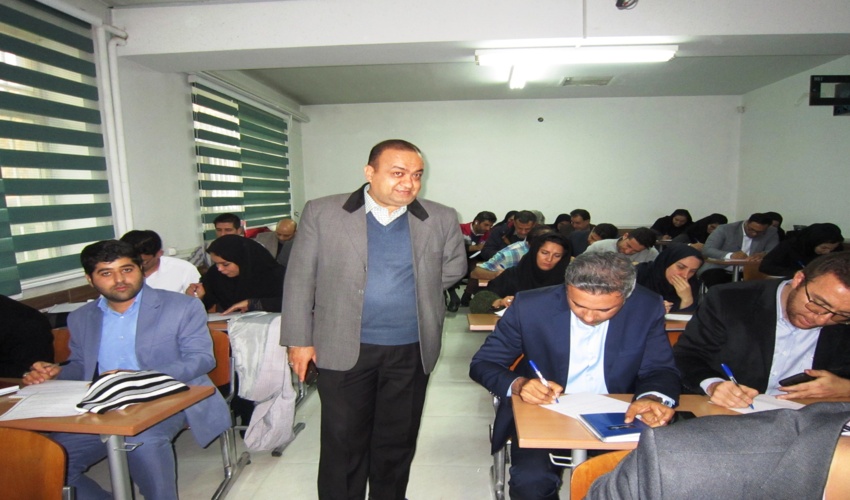 برگزاری دورۀ آموزشی «آموزش شناخت ویژگی‌های روش‌های تأمین مالی پروژه‌ها و طرح‌ها در قالب تسهیلات بانکی اسلامی» در مرکزآموزش دکترجوانشیر مورخ 1402/11/10