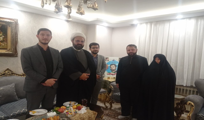 دیدار و تجلیل از خانواده شهدا به مناسبت گرامیداشت هفته دفاع مقدس