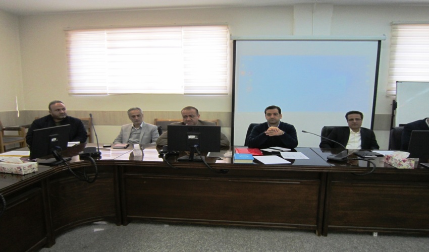 برگزاری کارگاه آموزشی رونمایی و استقرار سامانه سپام امور قراردادها در مرکز آموزش دکترجوانشیر در تاریخ 1403/12/5